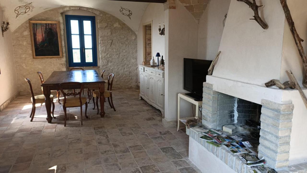 La Casa Dalle Finestre Blu Abbateggio Екстер'єр фото