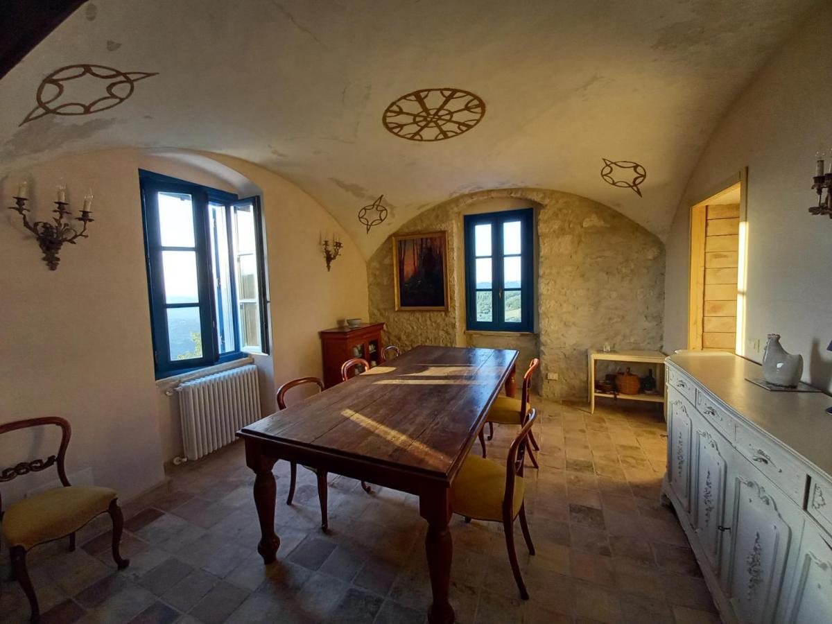 La Casa Dalle Finestre Blu Abbateggio Екстер'єр фото