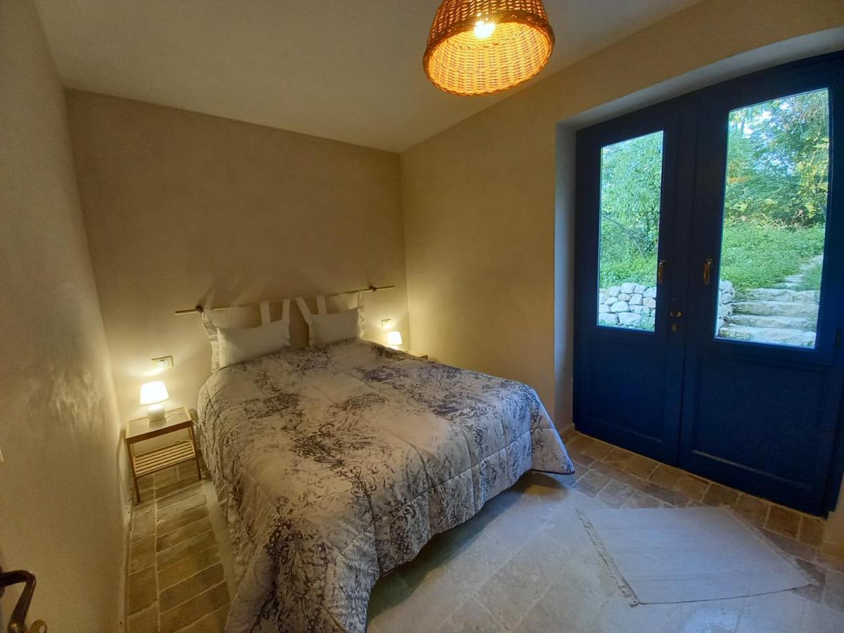 La Casa Dalle Finestre Blu Abbateggio Екстер'єр фото