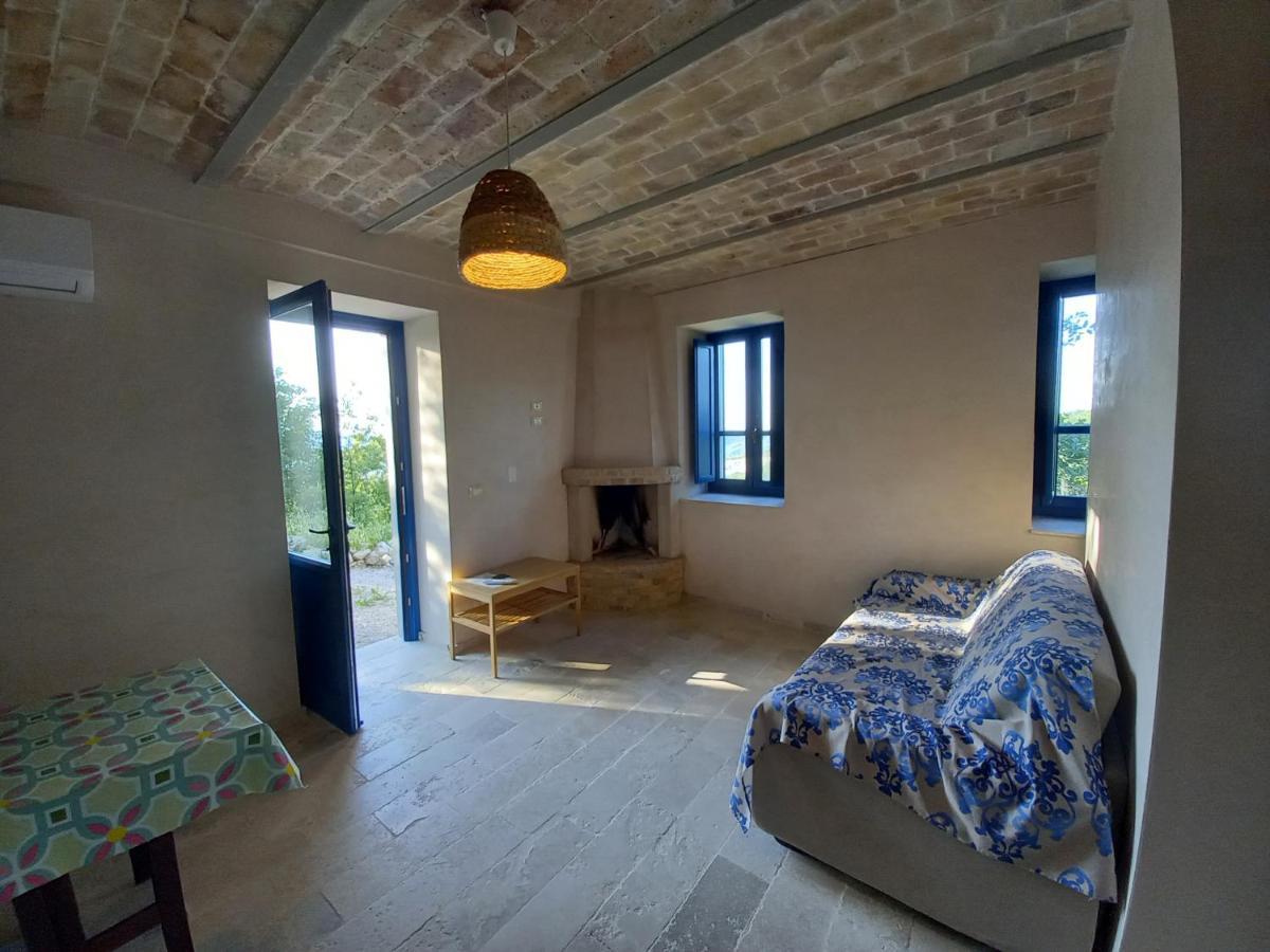 La Casa Dalle Finestre Blu Abbateggio Екстер'єр фото